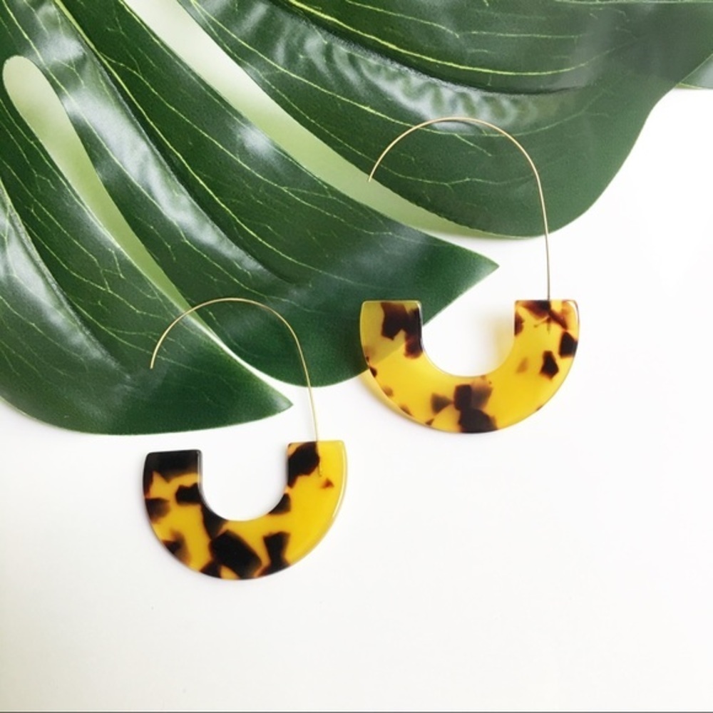 Olivia Earrings